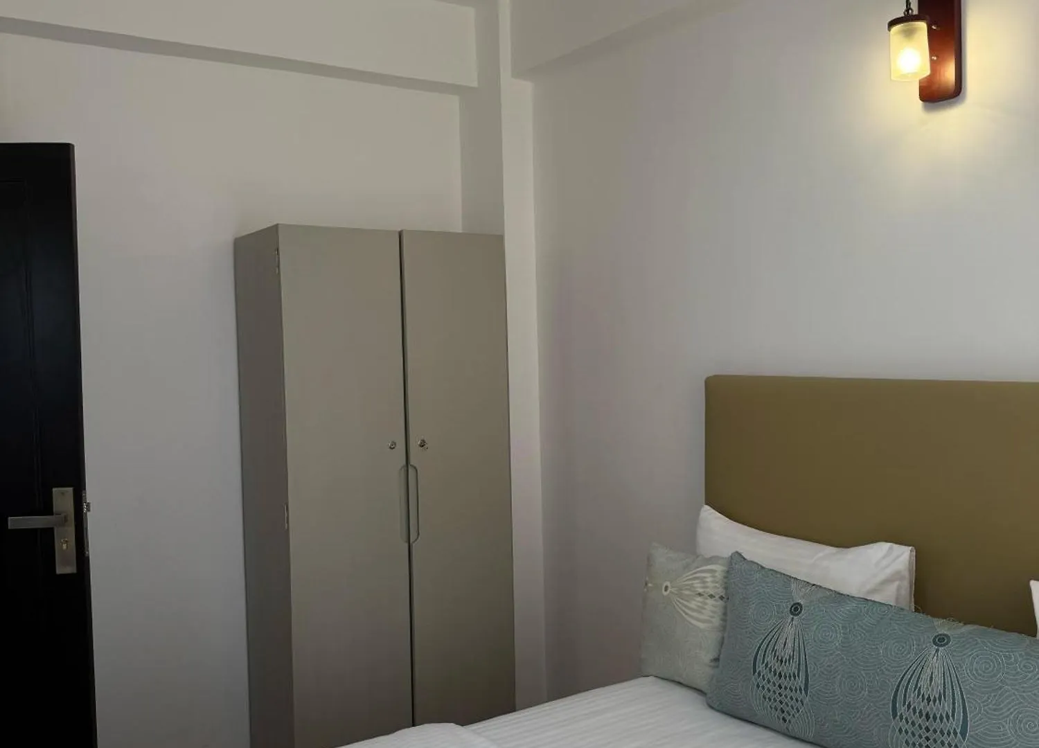 Nomentano Blue -Luxury Apartments- Nuwara Eliya Sri Lanka
