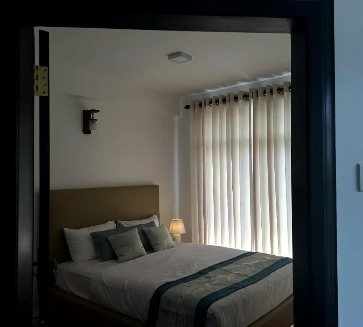 Apartment Nomentano Blue -Luxury Apartments- Nuwara Eliya Sri Lanka