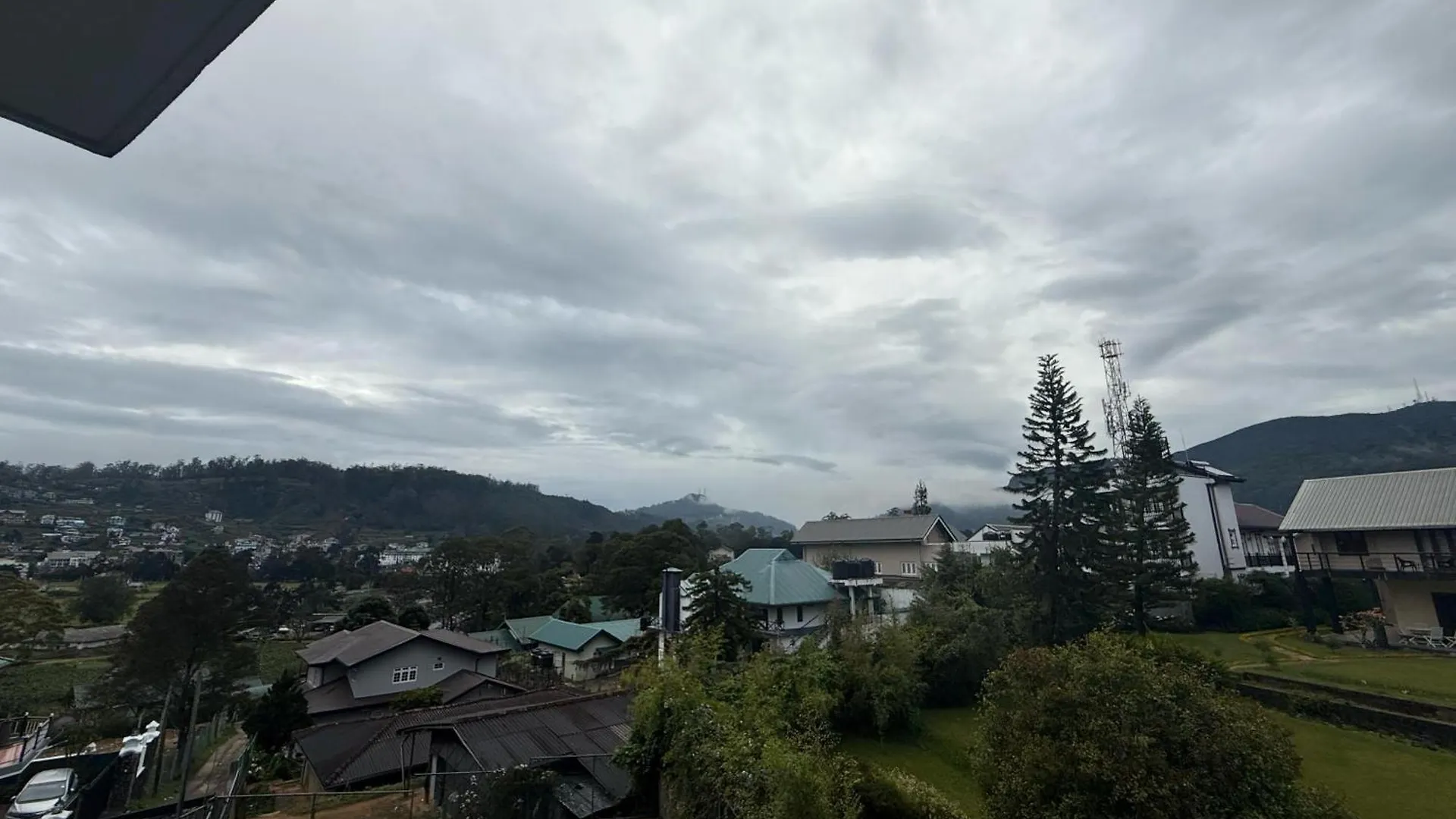 Apartment Nomentano Blue -Luxury Apartments- Nuwara Eliya