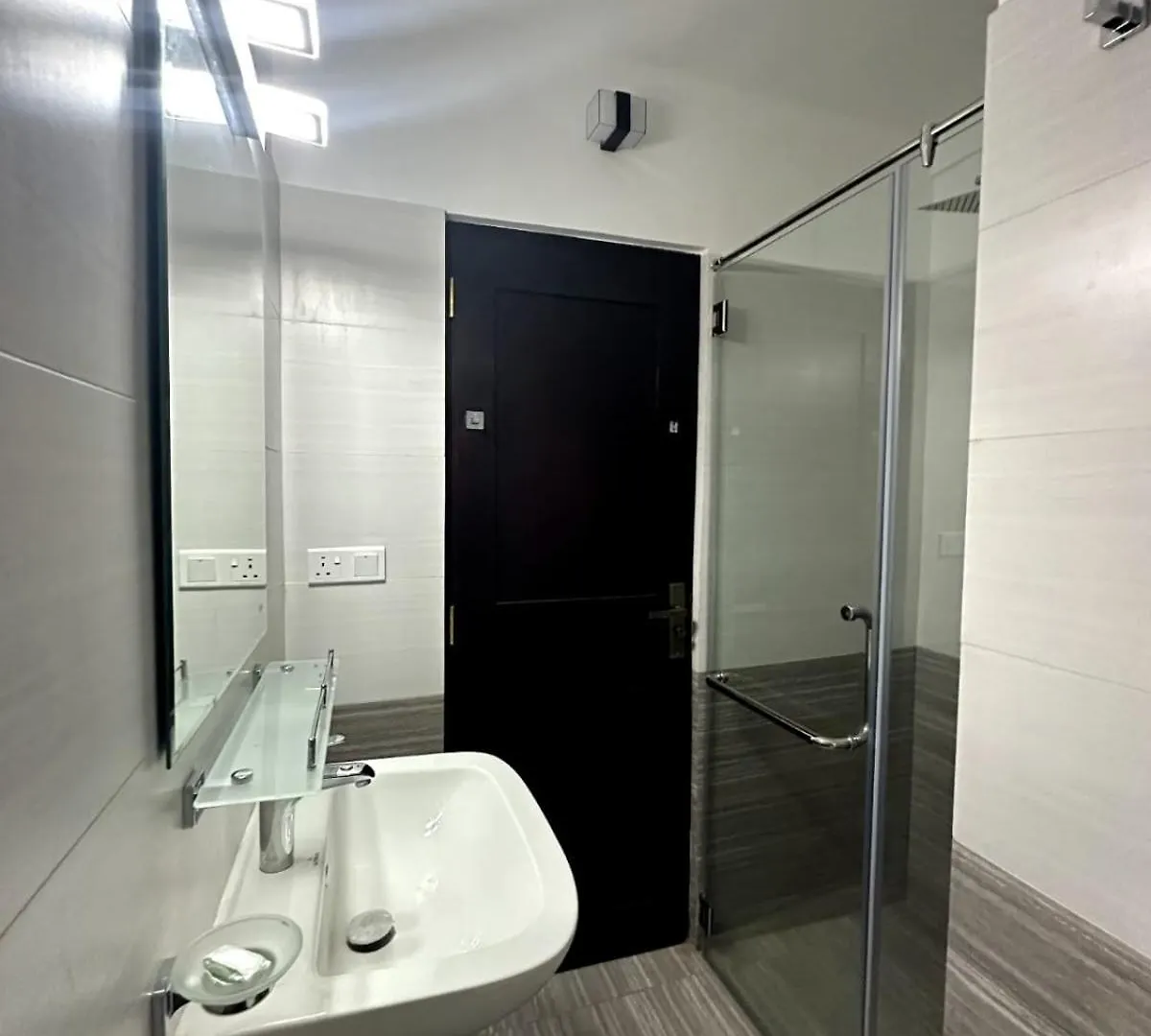 Apartment Nomentano Blue -Luxury Apartments- Nuwara Eliya